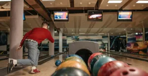 Strike! De leukste bowlingbanen van Nederland Wie gooit de eerste strike? Foto: Pexels