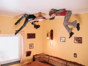 Blijf zonder moeite hangen aan het plafond. Foto: Mind Mystery