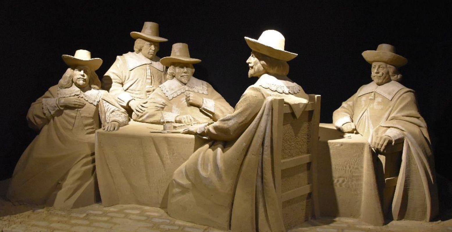 De kunstwerken zijn allemaal gemaakt van zand. Foto: 't Veluws Zandsculpturenfestijn