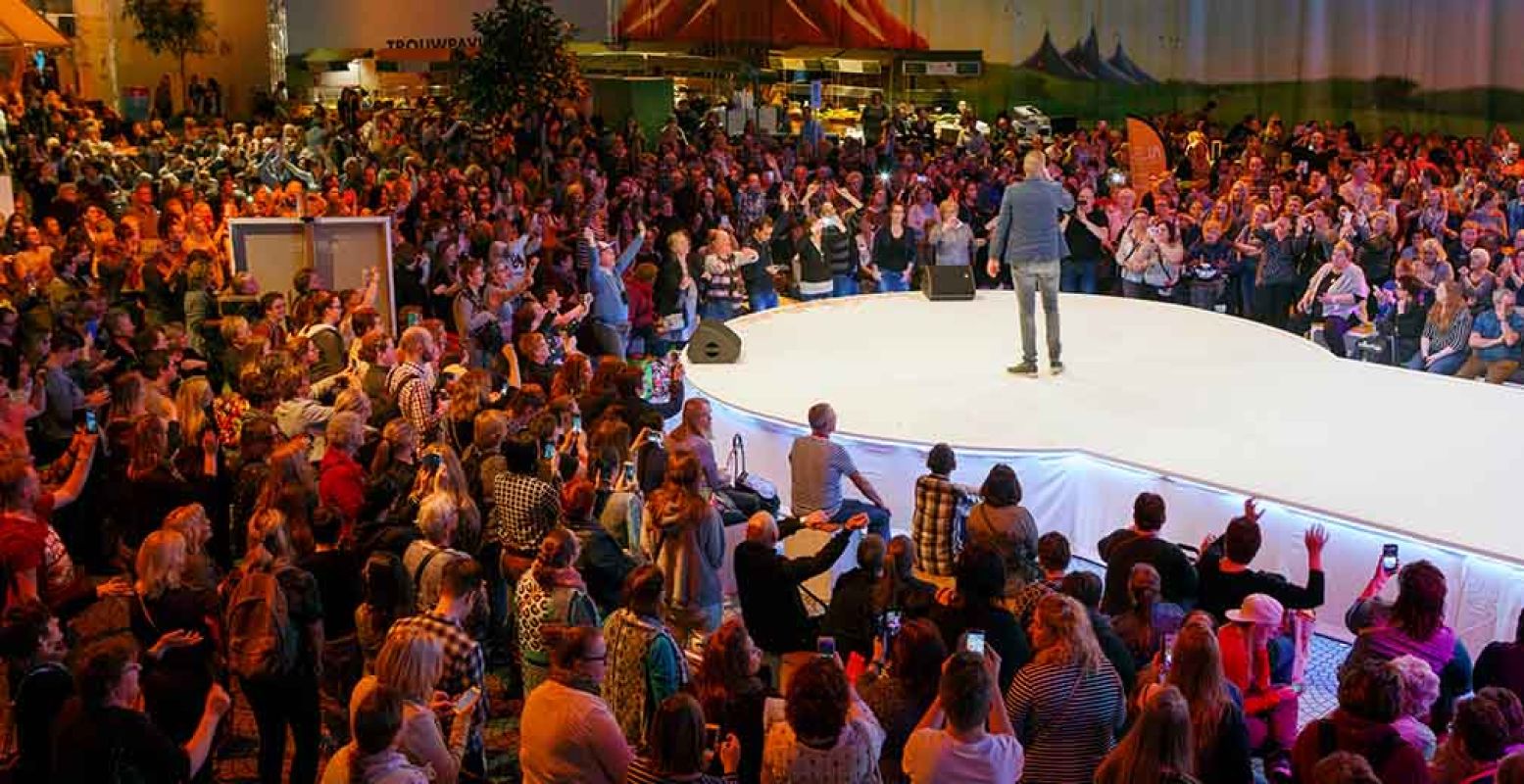 De Huishoudbeurs is al sinds 1950 een populair dagje uit onder vrouwen. Foto: Huishoudbeurs.