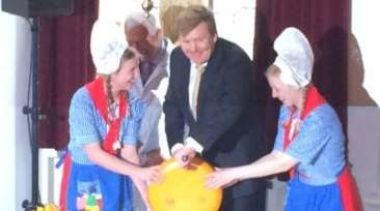 Koning heropent Hollands Kaasmuseum