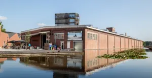 Enschede: de favorieten van Annelies Midden in de nieuwgebouwde wijk Roombeek staat DeMuseumFabriek. Foto: Annelies