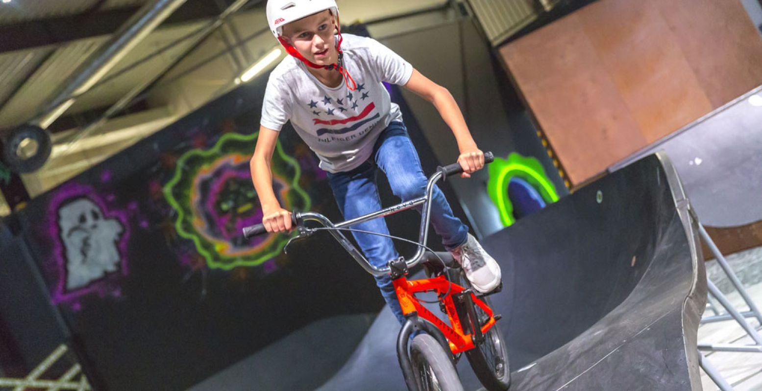 Trotseer de pumptrack op een BMX. Foto: The Portal Action House