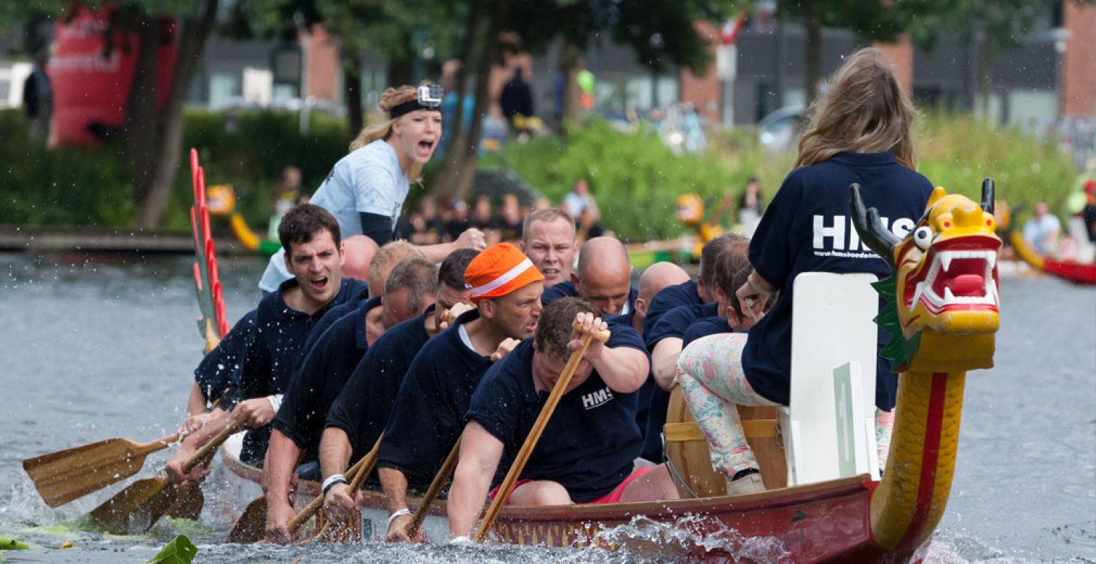 Buurtenrace Drakenbootfestival 2014. Fotograaf: Yoran Wever