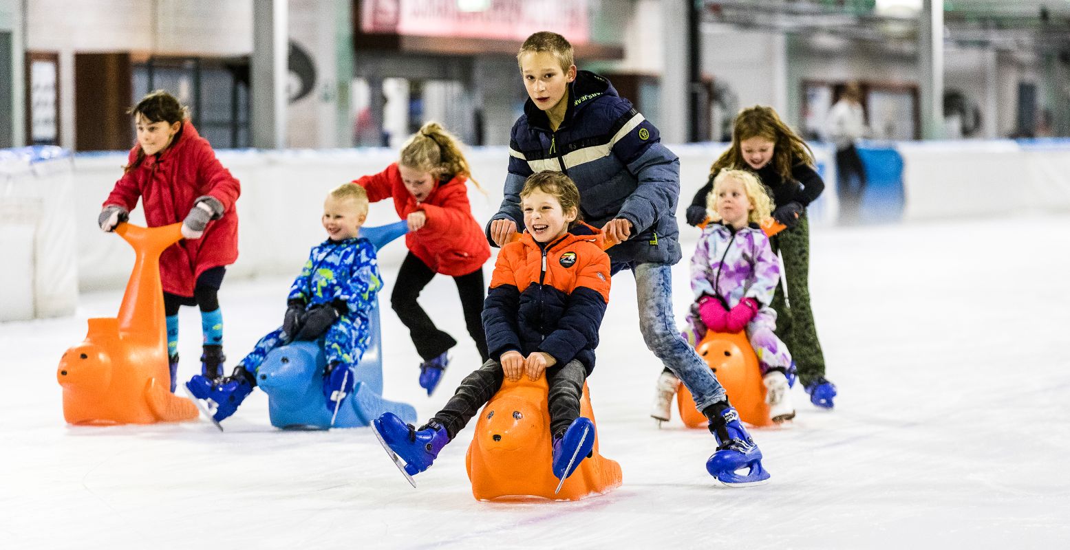 Schaatsen in de achtertuin van Ireen Wüst. Foto: Gemeente Tilburg © Toin Damen