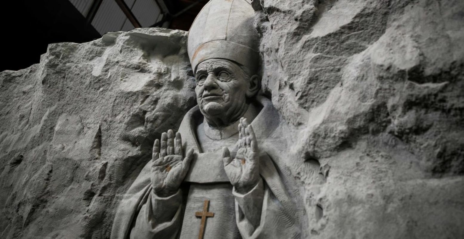 Ook de paus zie je. Foto: Zandverhalen.