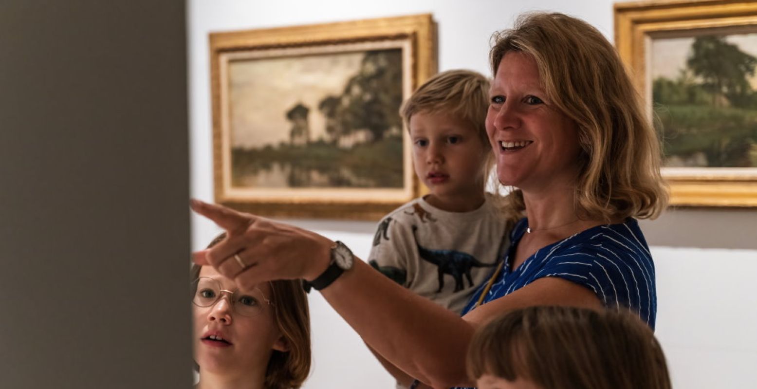 Neem je moeder op Moederdag gratis mee naar het Mondriaanhuis. Foto: Mondriaanhuis