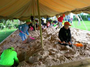 Duik in het Krijtwoud op Dinopark Landgoed Tenaxx