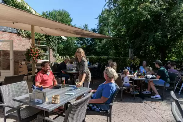 Proost! Foto: Camping It Wiid Proost! Foto: Camping It Wiid