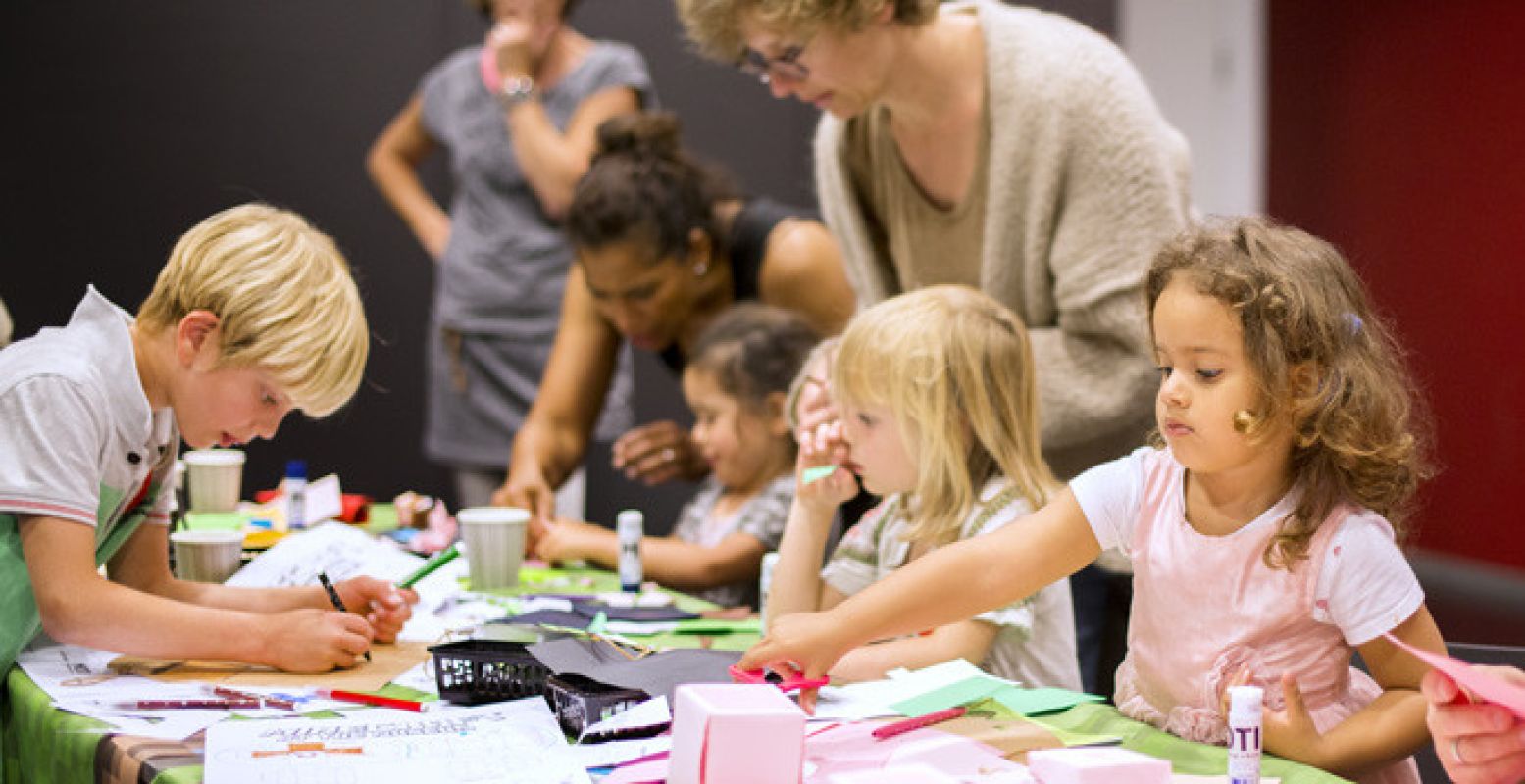 Kinderen kunnen lekker kleuren. Foto: Kim Balster.