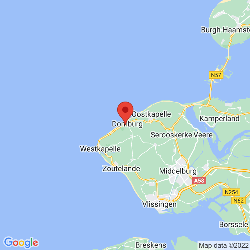 Markt in Domburg voor toeristen Zomermarkt in Domburg, Zeeland