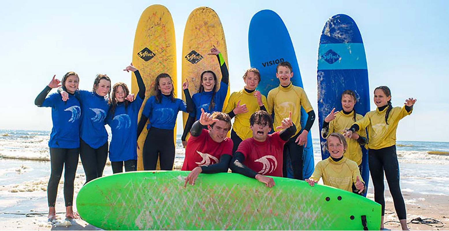 Ga surfen bij surfschool Surfana. Foto: Surfschool Surfana