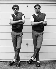The Islington Twins, London, 1981. Foto: Janette Beckman.