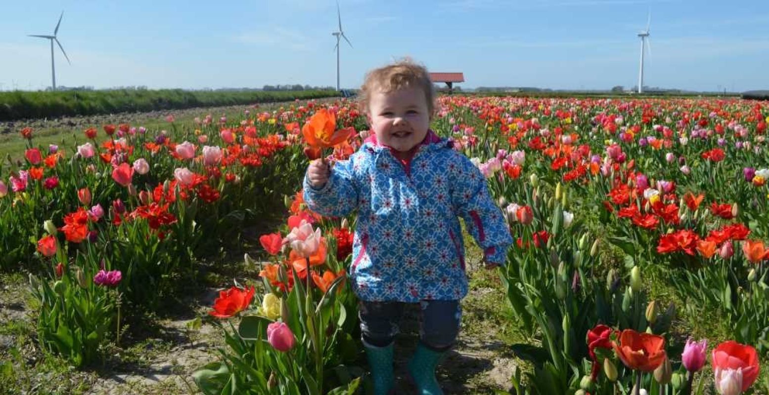 Een fotomomentje tussen de tulpen. Foto: Aline Meijerink