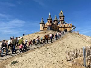Naar het grootste speelkasteel van Nederland. Met draak! Foto: Limburg Marketing