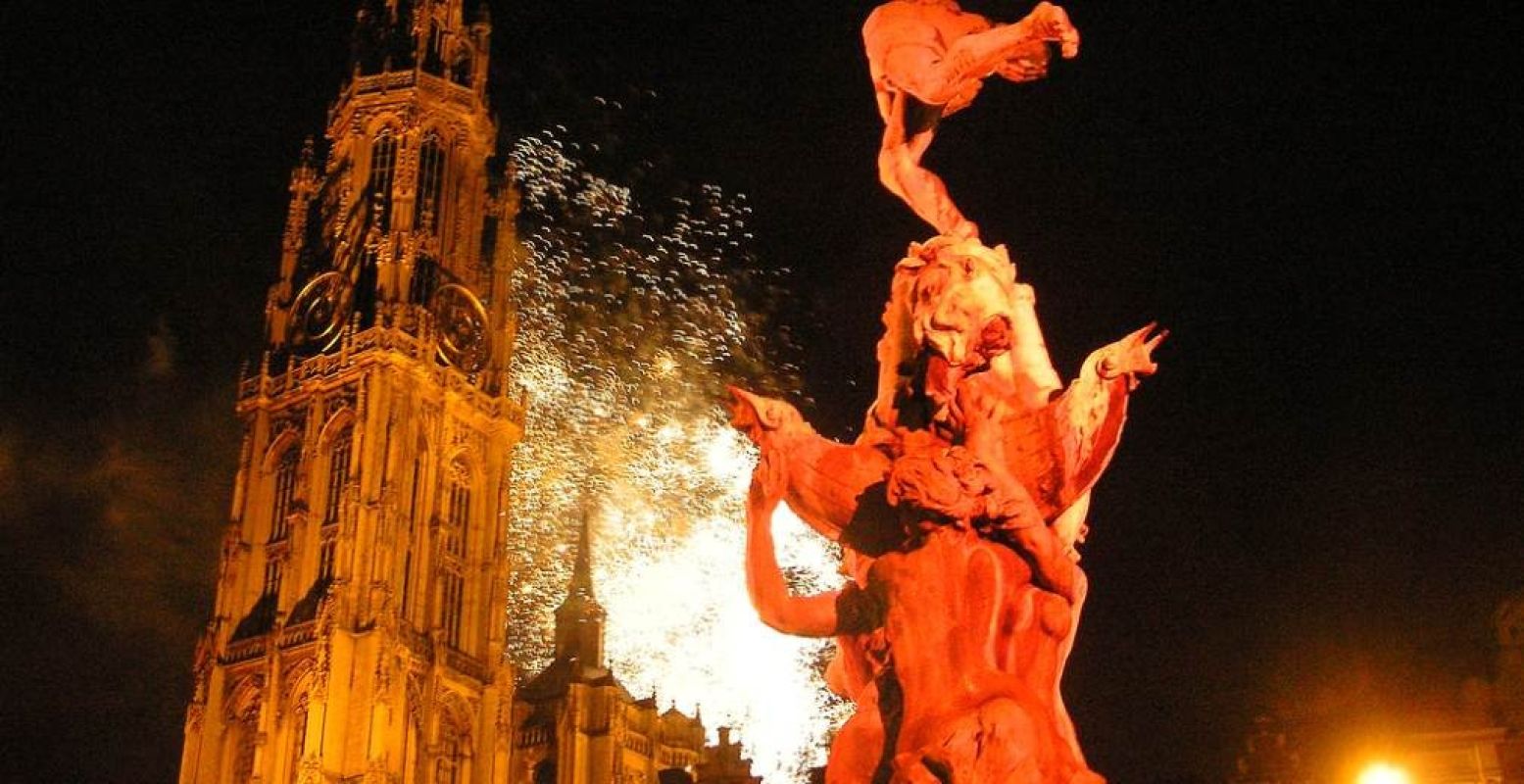 Vuurwerk in Antwerpen. Foto: Creative Commons - belgianchocolate