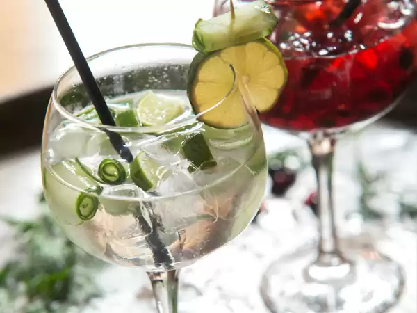 Ontdek de lekkerste cocktails in de KP. Foto: Korte Putstraat Ontdek de lekkerste cocktails in de KP. Foto: Korte Putstraat