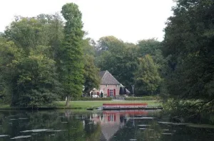 Dagje uit dit weekend Wandelen in het Arnhemse Park Sonsbeek. Foto:  Wikipedia / Wouter Hagens 