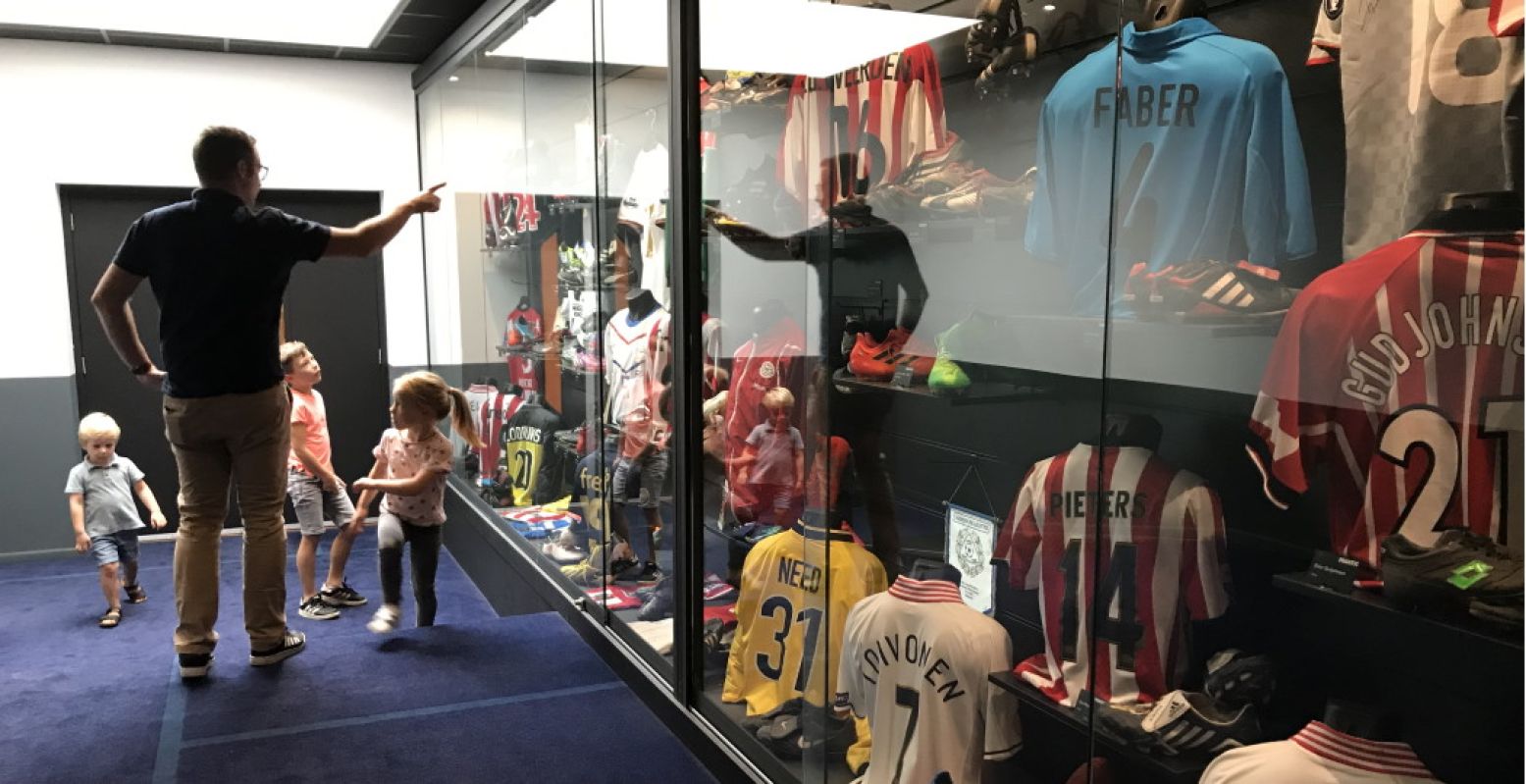 Voor de voetbalfans: een gratis voetbalmuseum. Foto: DagjeWeg.NL