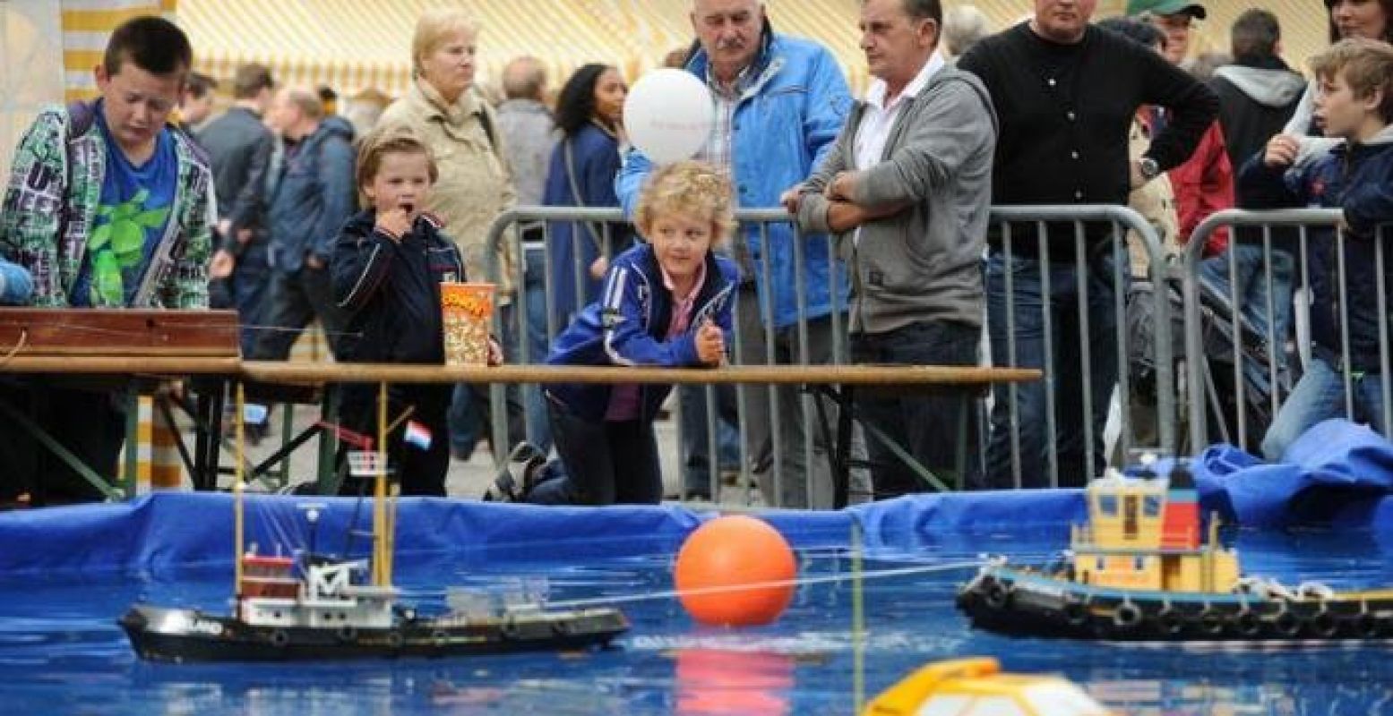 Er zijn demonstraties, openluchtconcerten en exposities en voor de kinderen: Mini Maritiem. Foto: Maritiem 's-Hertogenbosch