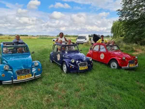 Een leuk uitje voor een vriendinnendag! Foto: Ribbelbus