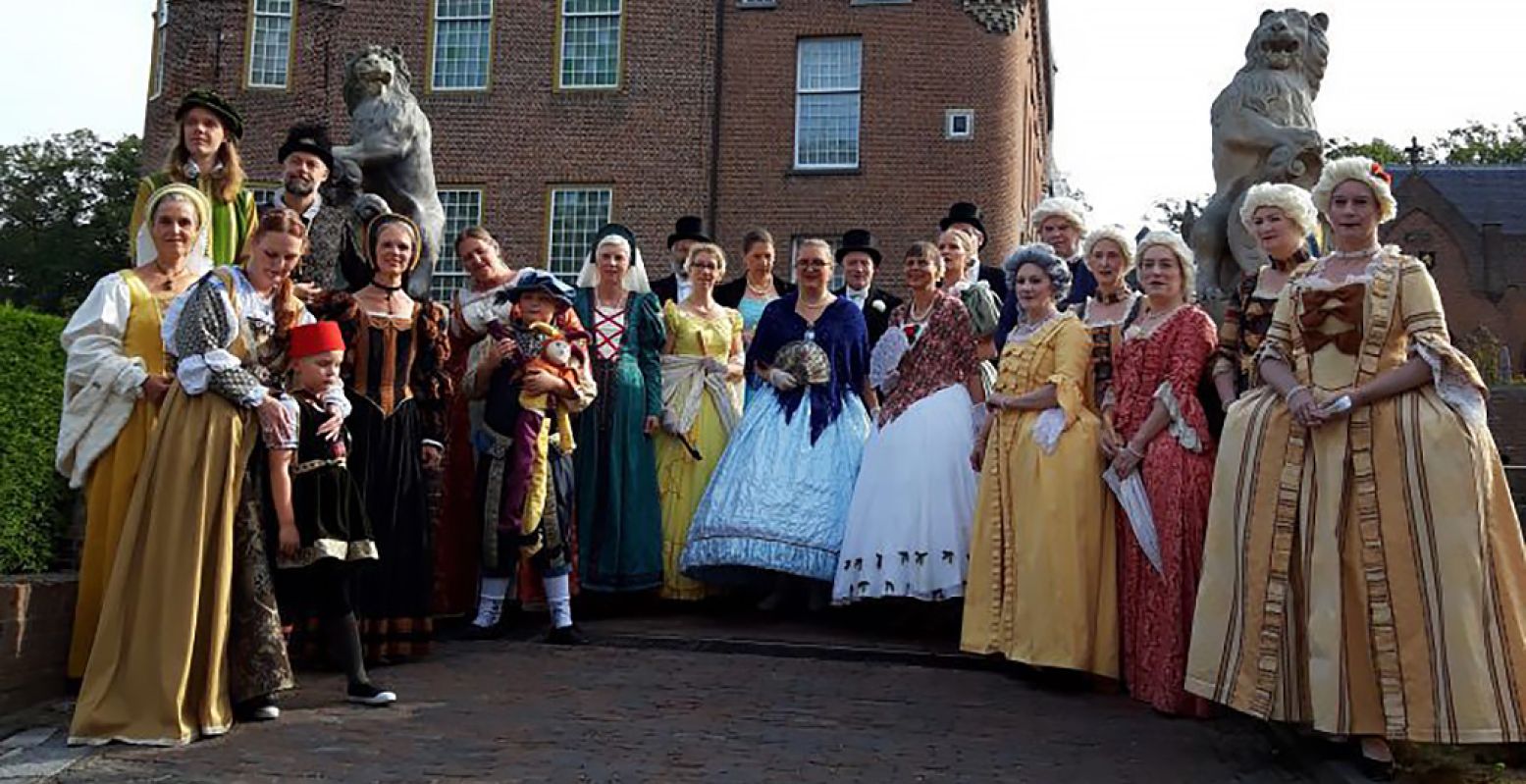 Stap terug in de tijd op Kasteel Heeswijk en dans mee met hofdansgroep Plaisir Courtois. Foto: Kasteel Heeswijk