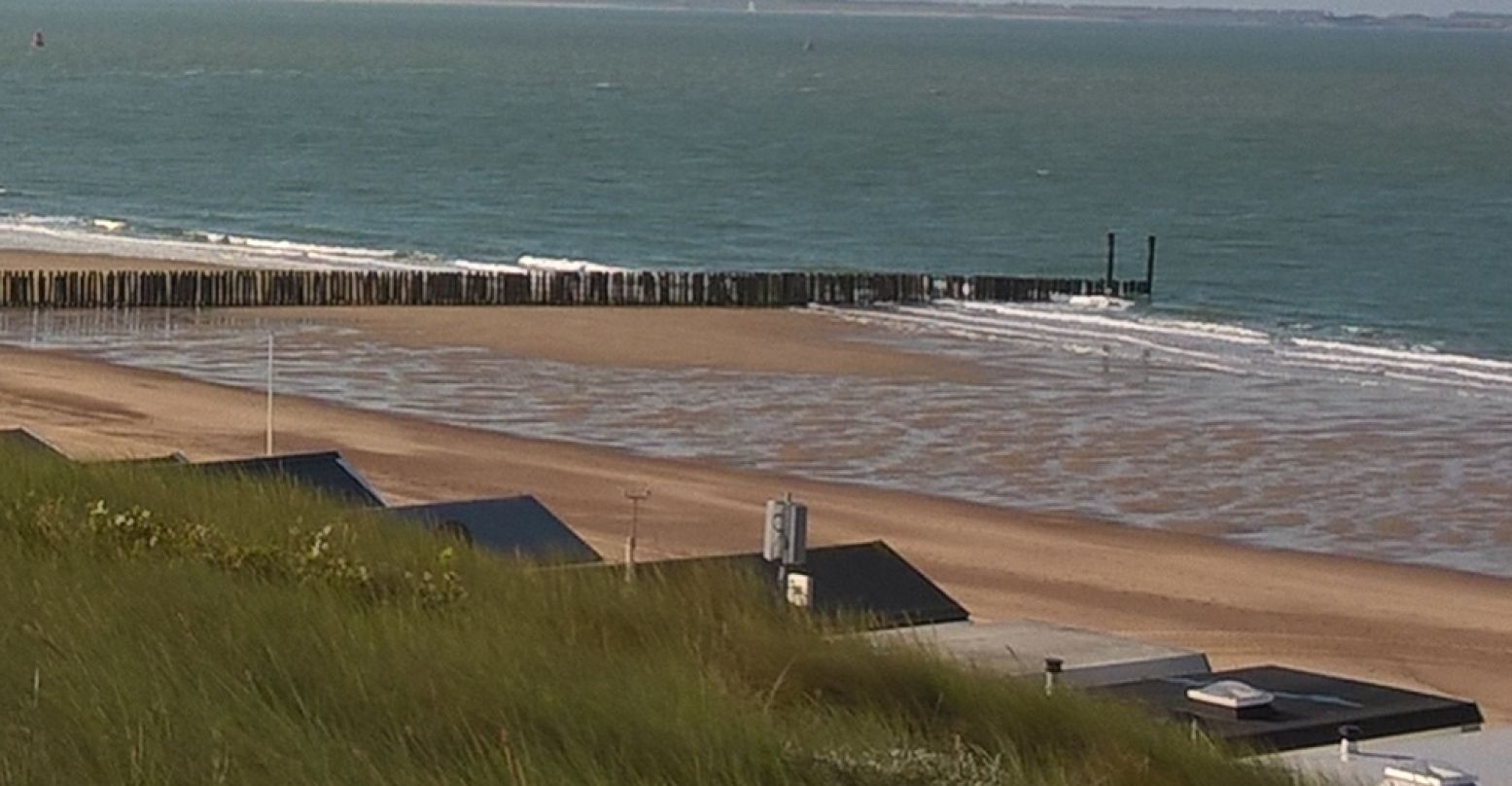 In Zeeland is het strand nooit ver weg en altijd leuk om met je peuter of kleuter heen te gaan. Foto: DagjeWeg.NL