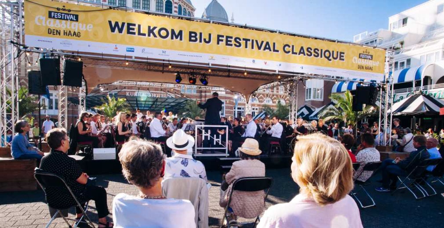 Genieten in het zonnetje van gratis concerten. Foto: Festival Classique © Robert Lagendijk