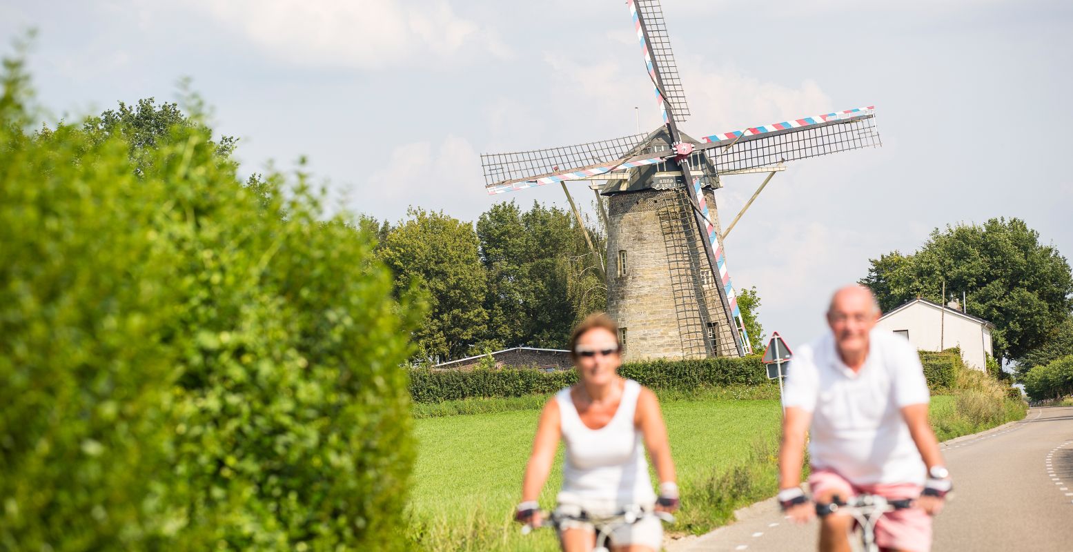 Bezoek de mooiste molens tijdens de Limburgse Molendag 2023. Foto: Visit Zuid-Limburg / Dit is Parkstad Bezoek de mooiste molens tijdens de Limburgse Molendag 2023. Foto: Visit Zuid-Limburg / Dit is Parkstad