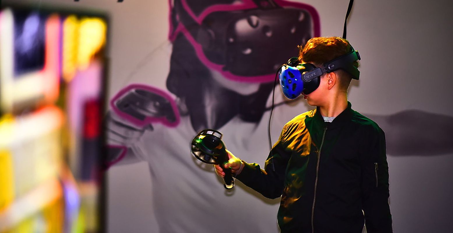 Ontdek de wondere wereld van virtual reality bij VR4play. Ook geschikt voor kinderen! Foto: VR4play