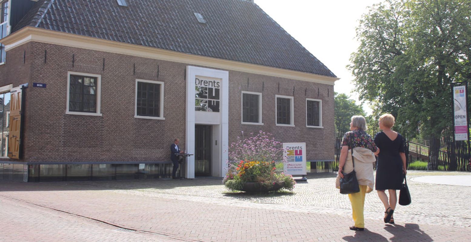 Maak kennis met het werk en het karakter van de excentrieke Frida Kahlo, gewoon in het Drents Museum in Assen. Foto: Redactie DagjeWeg.NL