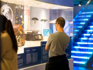 Bewonder allerlei belangrijke uitvindingen van Gerard Philips. Foto: Philips Museum