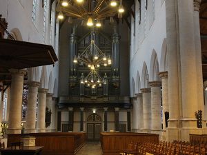 De Oude Kerk Delft heeft drie orgels. Foto: DagjeWeg.NL.