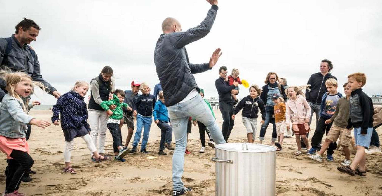 Maak een strandshaker tijdens het Juttersconcert voor de kleintjes. Foto: Festival Classique © Robert Lagendijk