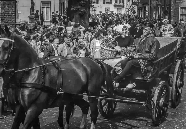 Tentoonstelling Oud Veluwse Markt: 60 jaar Oud Veluwse Markt. Foto uit archief Oud Veluwse Markt