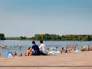 Strand Nesselande Foto: Rotterdam Make It Happen. ©  Iris van den Broek