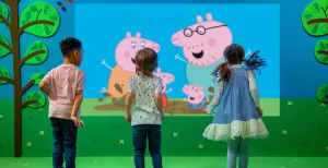 Knortastisch: er is een Peppa Pig-speeltuin! Peppa Pig-fans kunnen hun geluk niet op in de nieuwe binnenspeeltuin. Foto: Merlin Entertainments © Evans Caglage