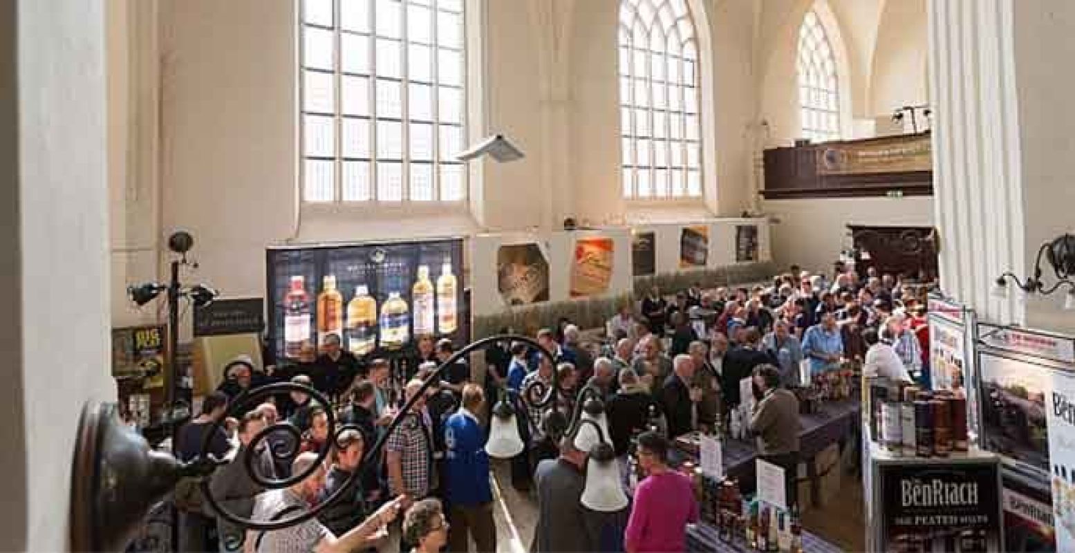 De Der Aakerk is het bijzondere decor voor het Whiskey Festival. Foto: WFNN