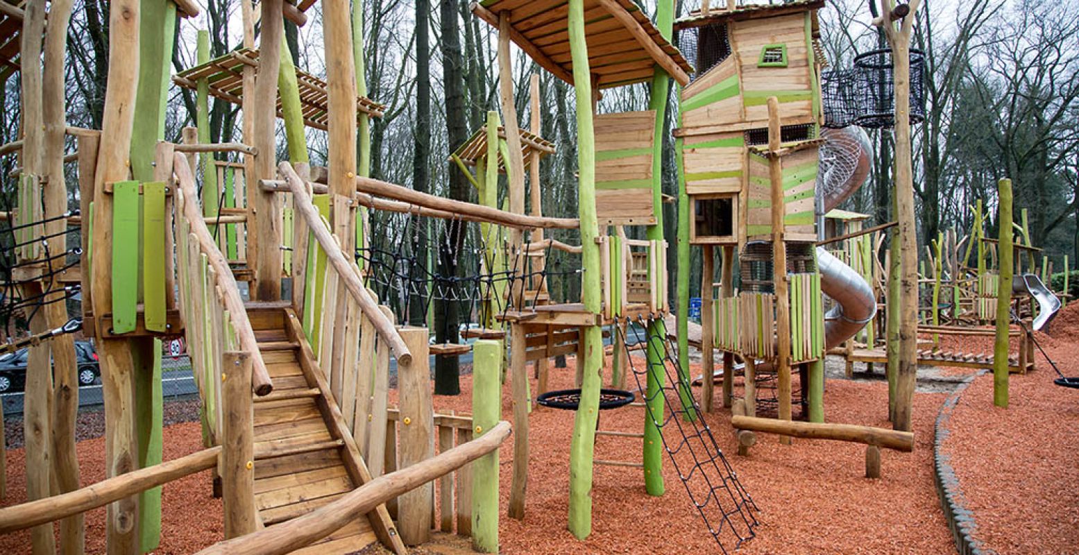 De nieuwe speeltuin van Burgers' Zoo is ook onderdeel van de lichttour. Foto: Burgers' Zoo.