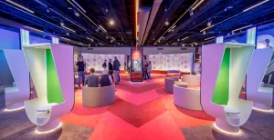 Nieuw interactief Mediamuseum van Beeld & Geluid in Hilversum Binnen? Tune in! Hier maak je een eigen Mediaprofiel voor een persoonlijke ervaring in het land van de media. Foto: Jorrit Lousberg