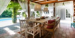 Deze luxe vakantiehuisjes liggen op de mooiste plekken in Nederland