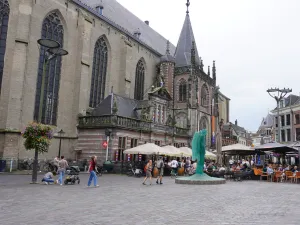 Academiehuis Grote Kerk Zwolle Het tekende beeld van de grote kerk is makkelijk te herkennen. Foto: Celyna Keats ©