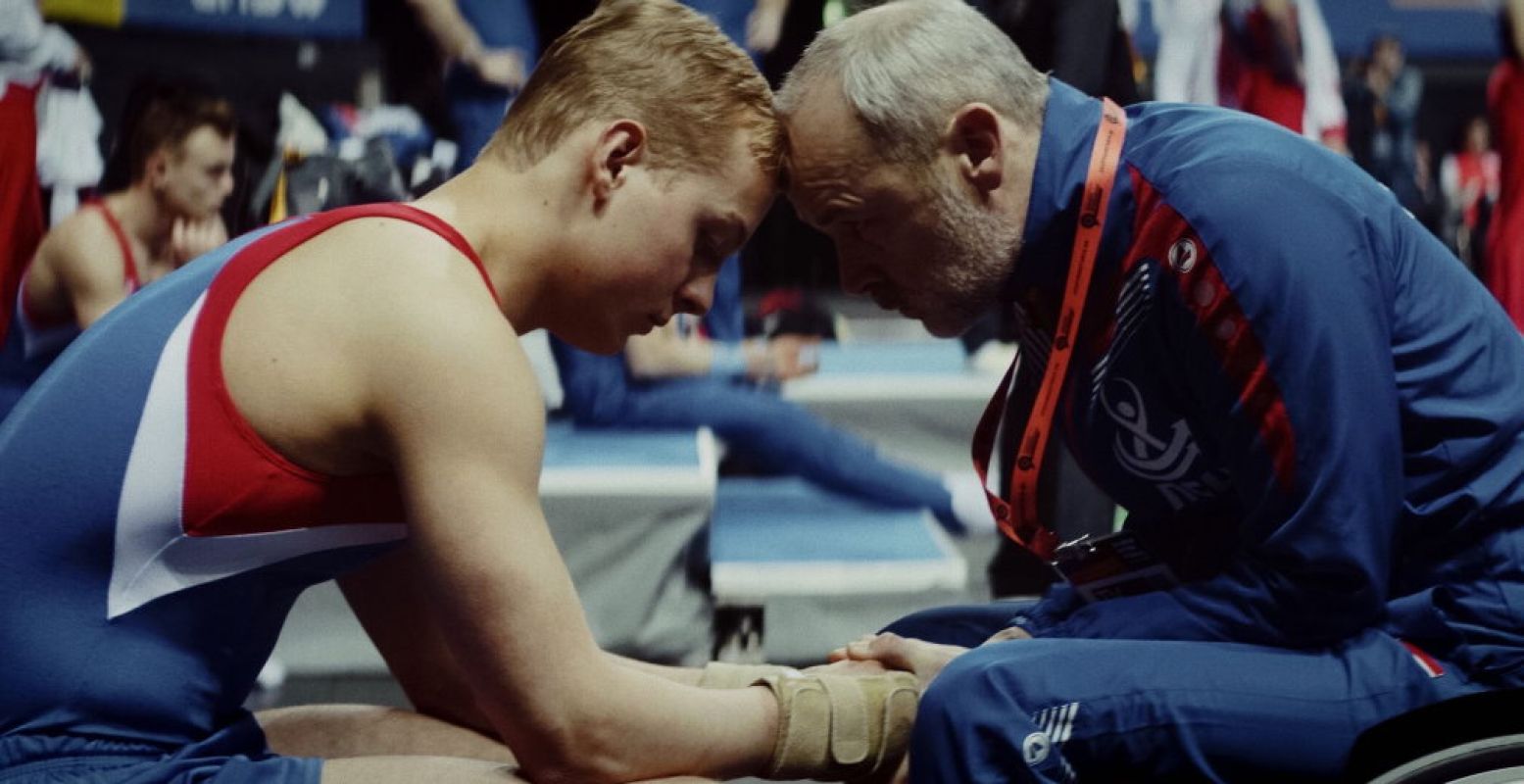 Bekijk Goud, over een jonge turner die ervan droomt om goud te winnen op de Olympische Spelen. Foto: filmstill / IFFR