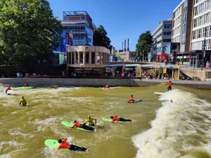RiF010 Kom surfen in hartje Rotterdam! Foto: RiF010 ©