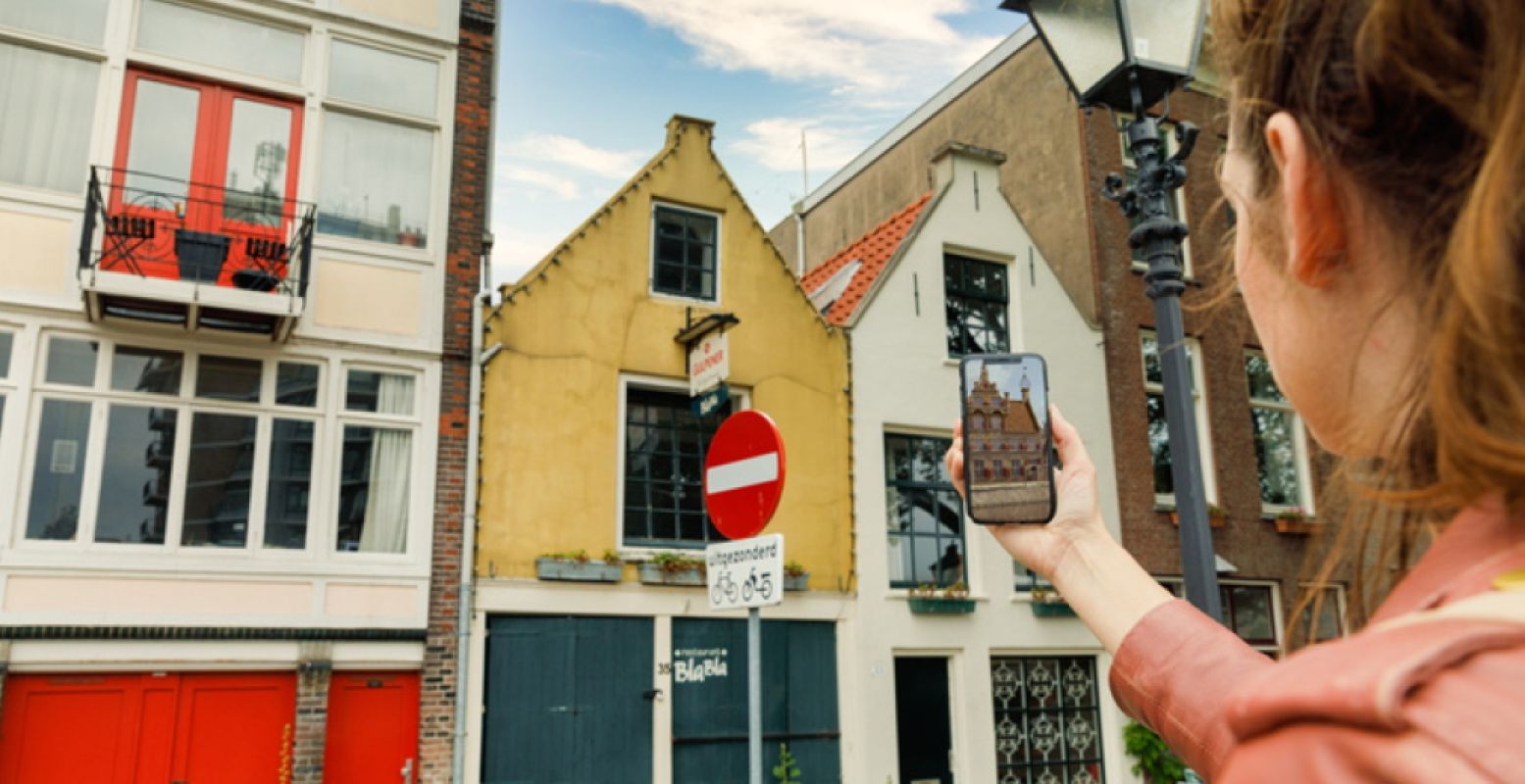 Een stadswandeling en tijdreis in één: TimeTransit neemt je mee naar het Rotterdam Delfshaven van 400 jaar geleden. Foto: Stichting Verborgen Stad.