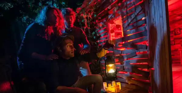 Weekendje Amsterdam met je vriendengroep Bevrijd jezelf uit een van de vier escaperooms bij Escape World Waterlooplein. Foto: Escape World Waterlooplein