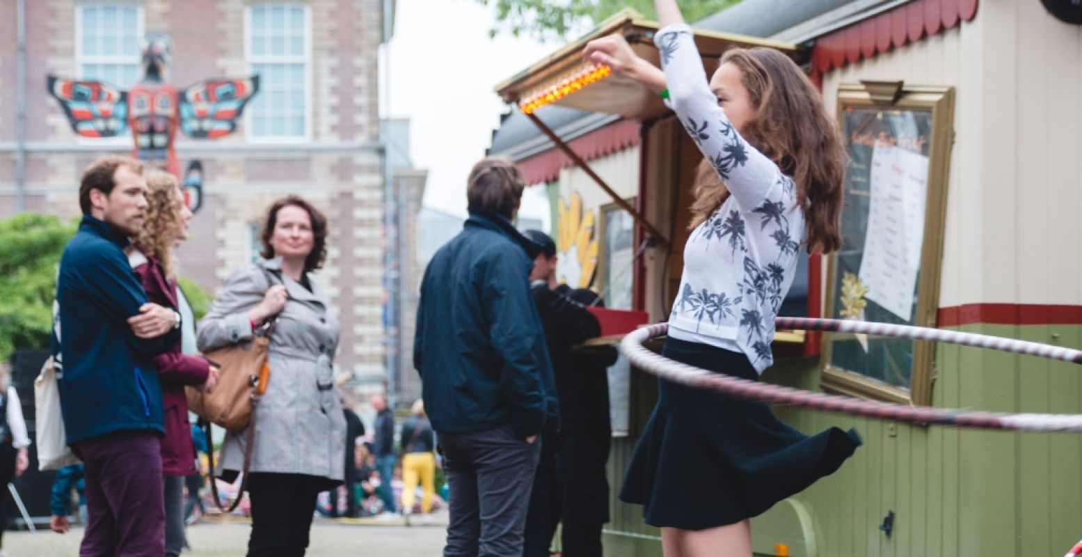 Museumnacht Leiden 2019 viert feest met een gouden knipoog. Foto: Museumnacht Leiden © Susanne Ottenheym.