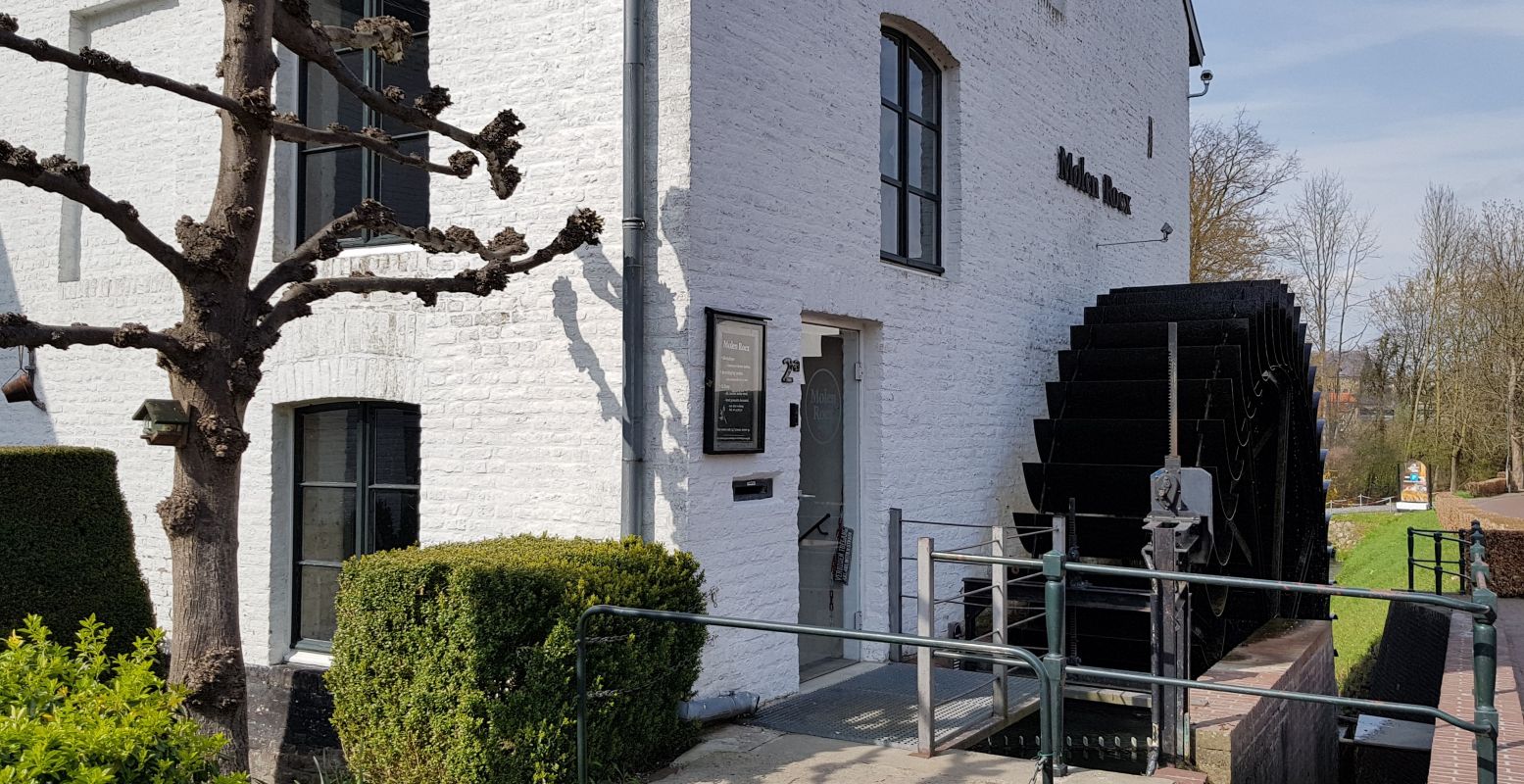 Het waterrad van De Pannenkoekenmolen in Gulpen. Foto: DagjeWeg.NL