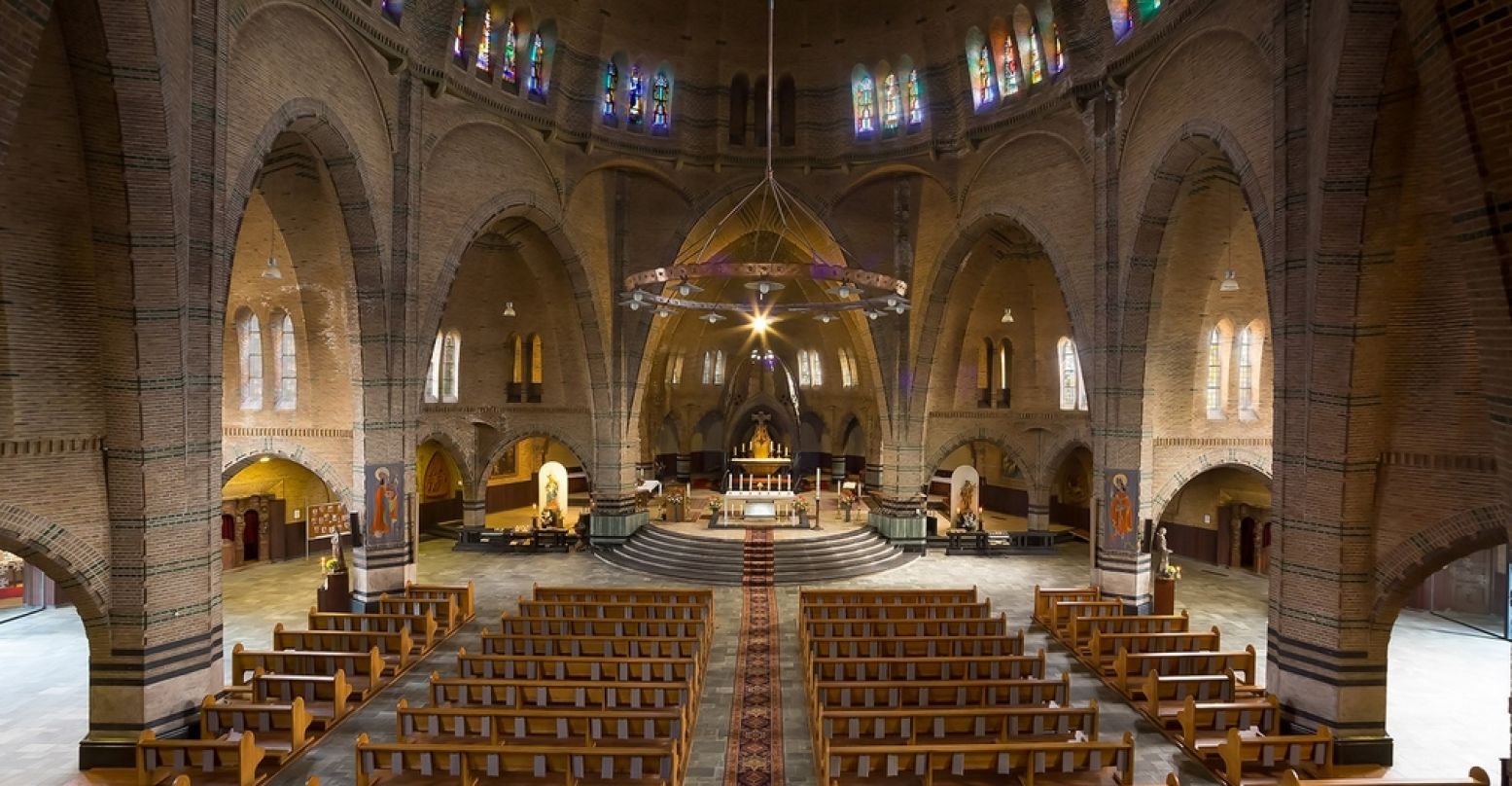 De Sint Jan de Doper in Waalwijk wordt de zeventiende kerk in het Grootste Museum van Nederland. De vele koepels zorgen voor een bijzonder en imponerend interieur. Foto: Vrienden Sint Jan de Doper Waalwijk