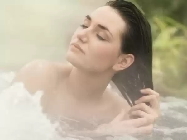 Kom bij in een hottub. Foto: Elysium.